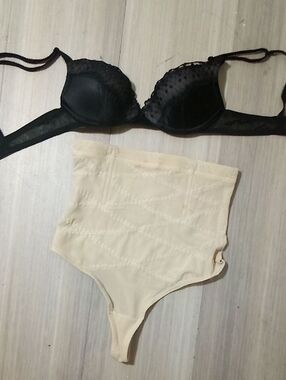 🌁 NWOT: WINDERBRA/COMPONENT; BRA & THONG BUNDLE, BLACK/NUDE,32A/SMALL.